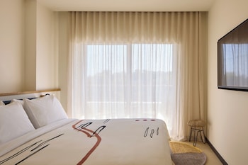 ace hotel and swim club athens