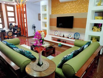 pmg islandscape resort