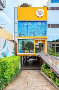 the cheetar hotel