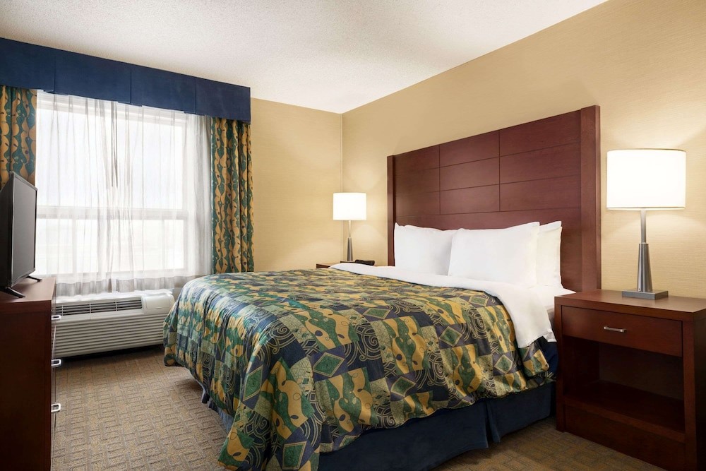 travelodge by wyndham oshawa whitby