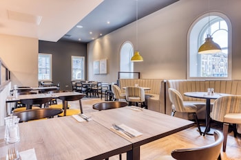 premier inn cardiff city centre stadium