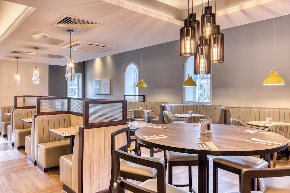 premier inn cardiff city centre stadium