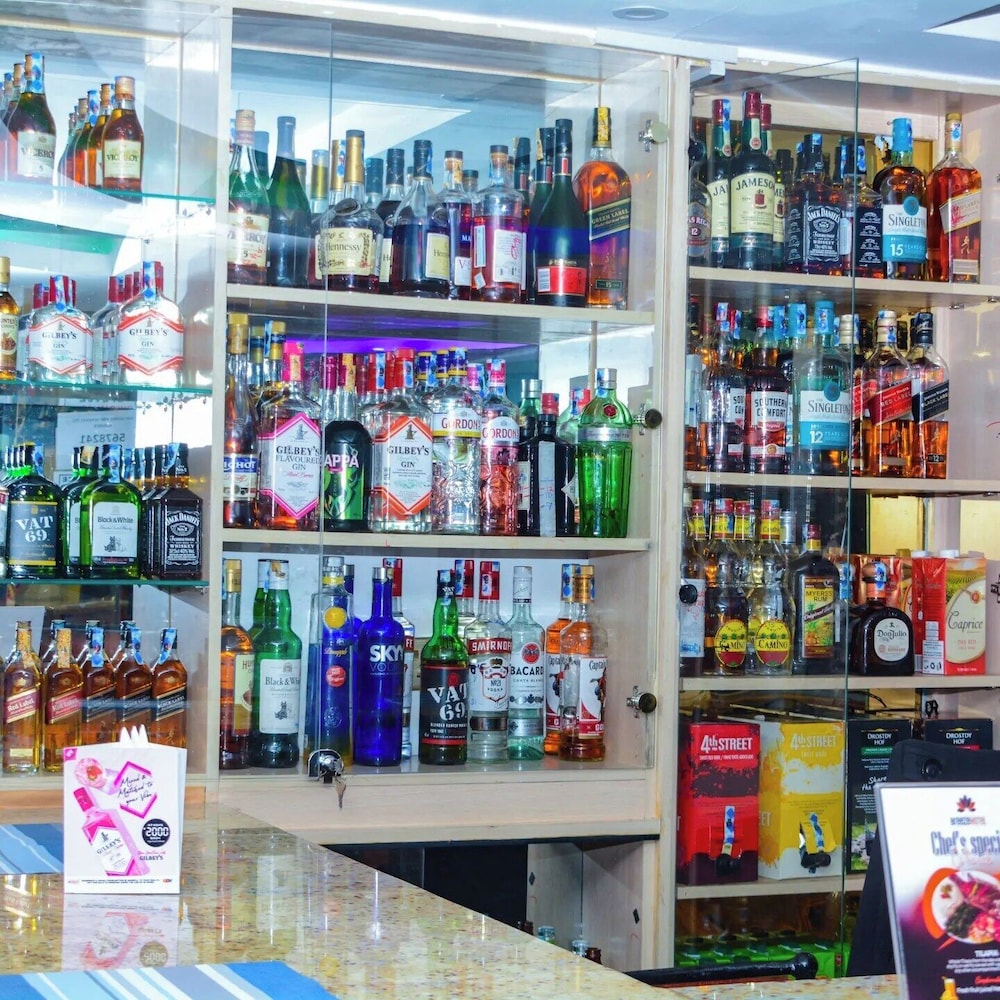 breeze hotel nyahururu