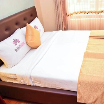 breeze hotel nyahururu