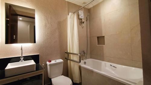 grand emilia hotel