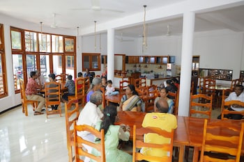 amis hotel