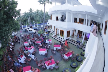 amis hotel