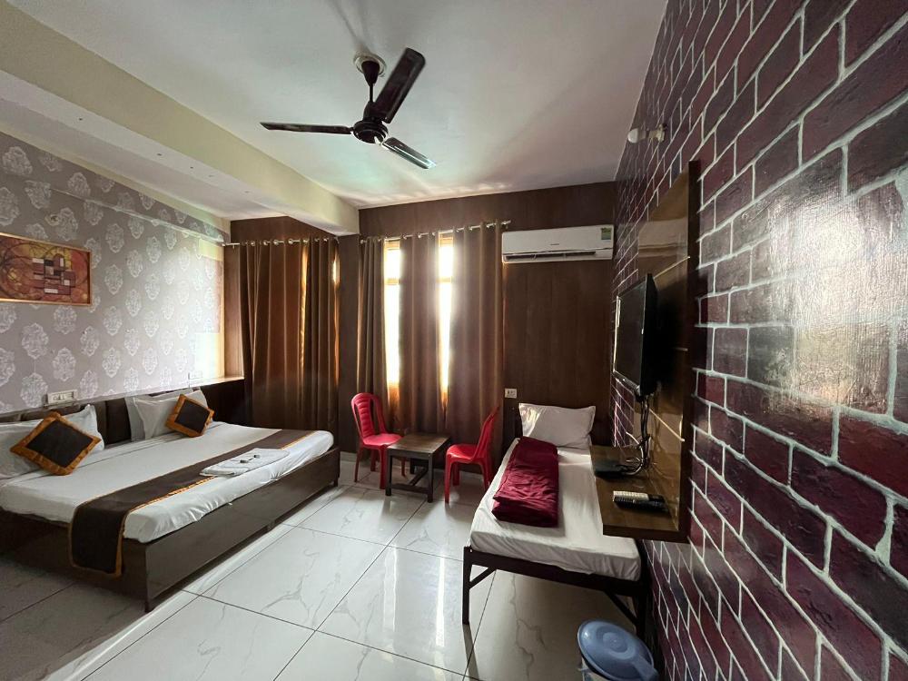 blizz hotels trishul express