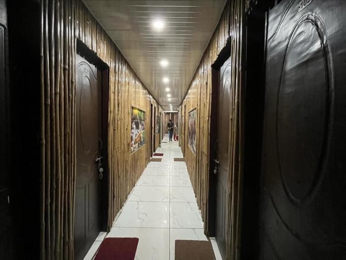 blizz hotels trishul express