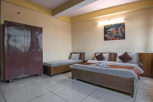 blizz hotels trishul express