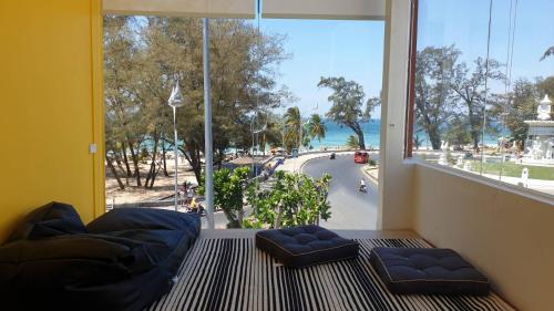 fishtail hostel phuket