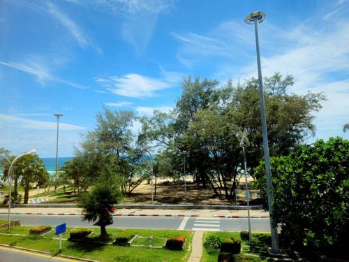 fishtail hostel phuket