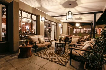 otjiwa safari lodge