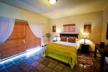 otjiwa safari lodge