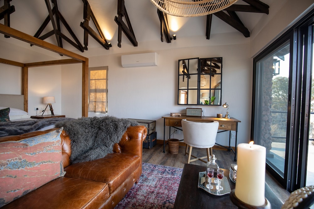 otjiwa safari lodge
