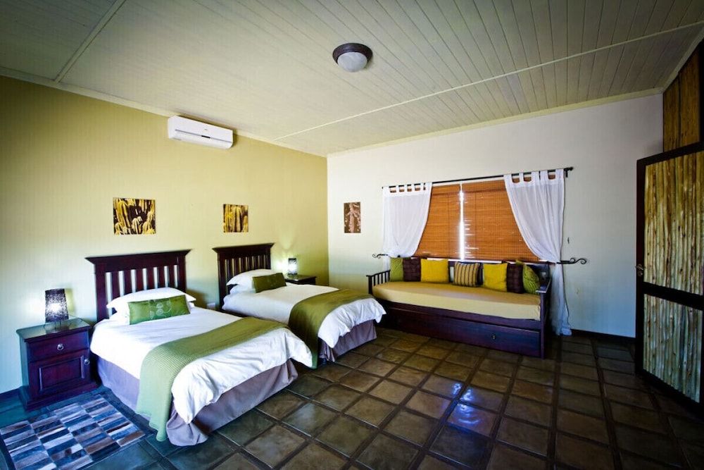 otjiwa safari lodge