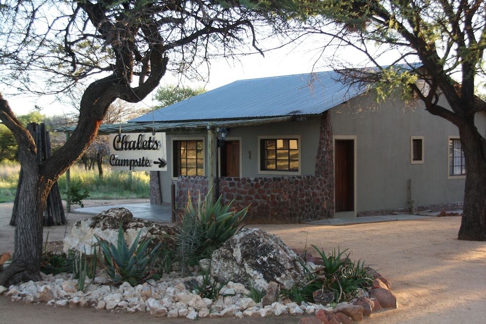 otjiwa safari lodge