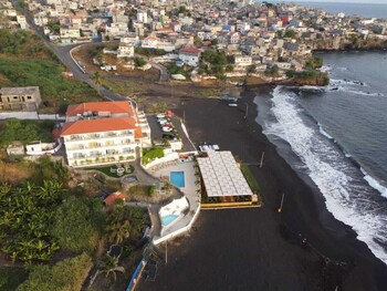hotel restaurant falucho paradise beach