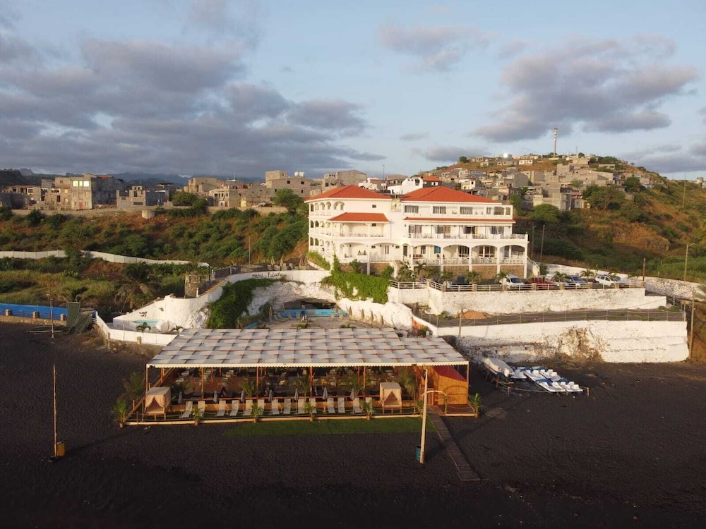 hotel restaurant falucho paradise beach