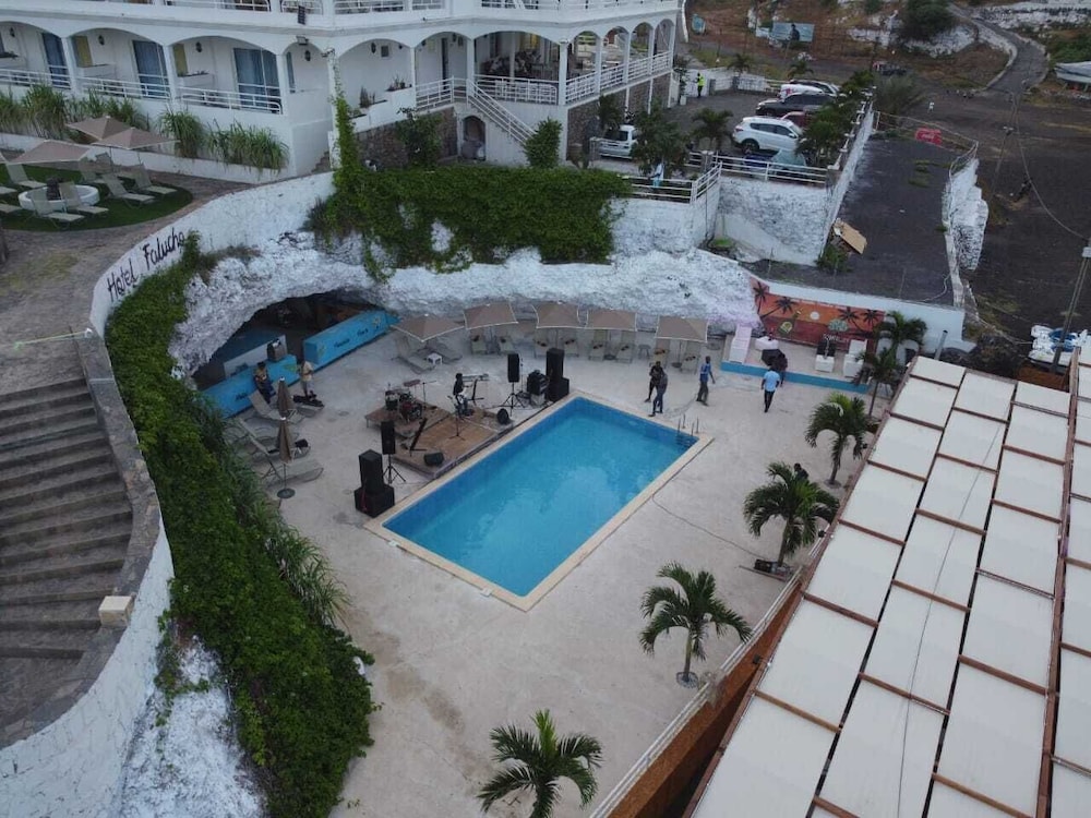 hotel restaurant falucho paradise beach
