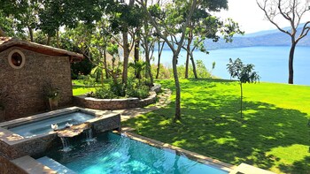 el guayacan retreat