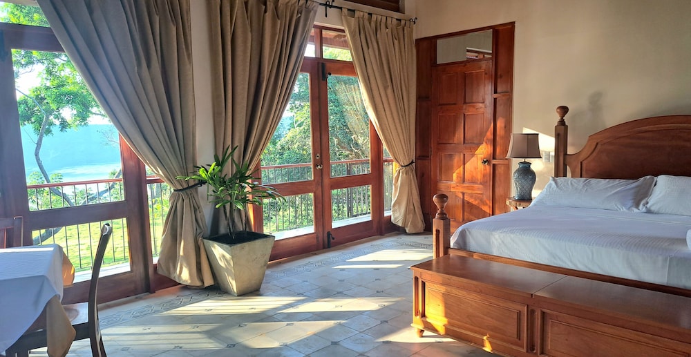 el guayacan retreat