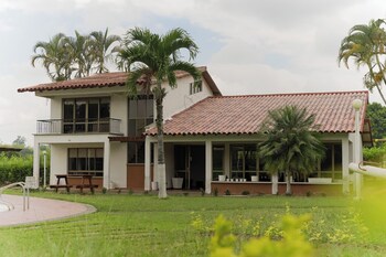 hotel chalet la sofia by majuva