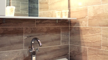 The Royal Boston Hotel By Compass Hospitality,Blackpool>>Bispham,3 star