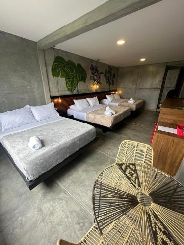 eco hotel la colina mirador