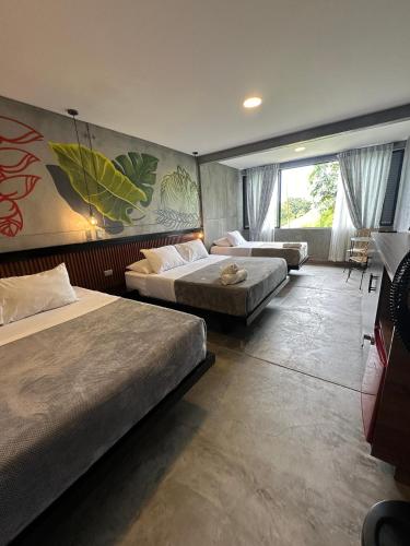 eco hotel la colina mirador