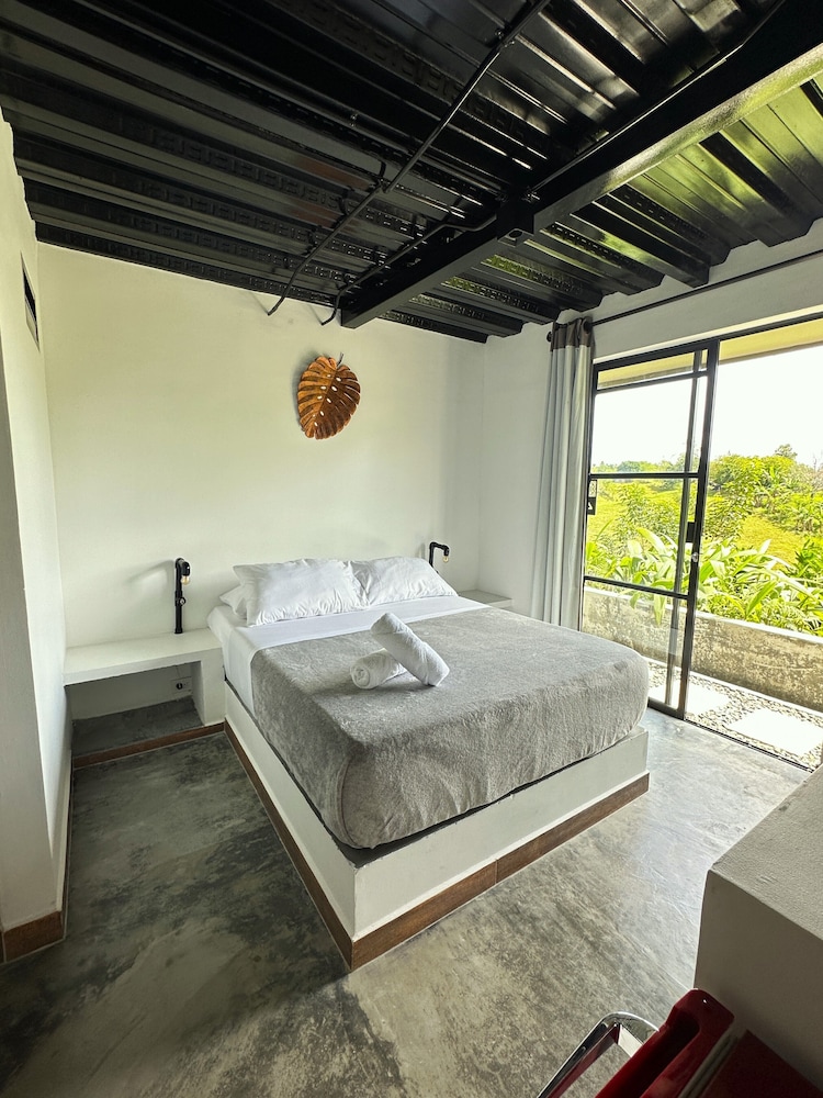 eco hotel la colina mirador