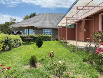 acacia gardens gilgil