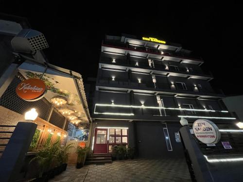 Hotel Zen Garden,,2 star