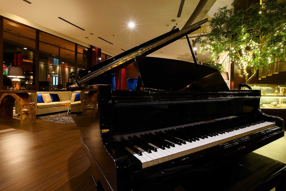 the arista hotel