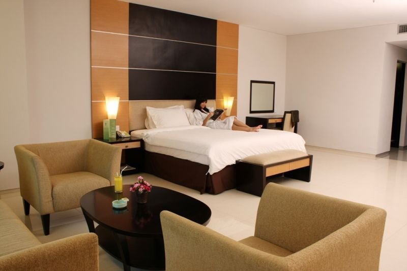 grand daira hotel palembang