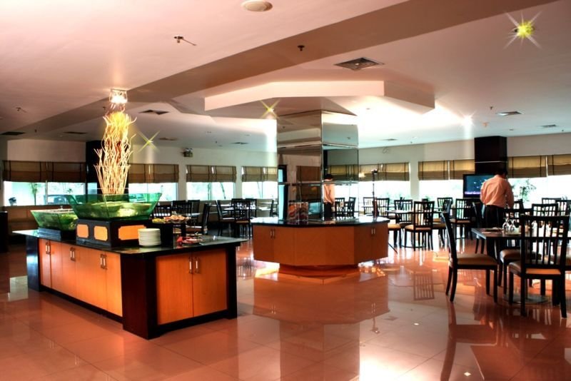 grand daira hotel palembang