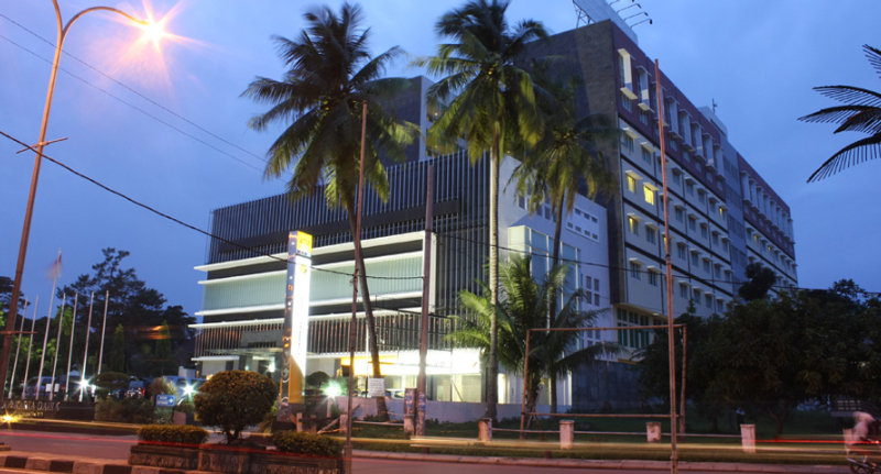 grand daira hotel palembang
