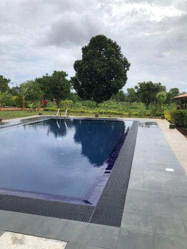 tiara elephant lodge