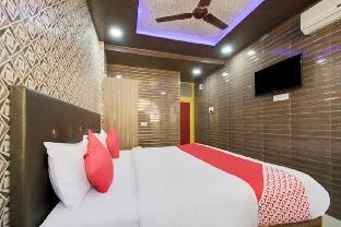 Hotel Ajay,Sea Beach Road,2 star