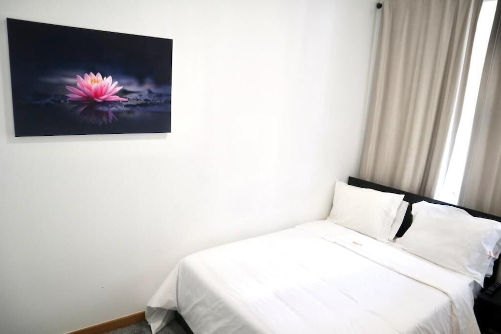amadora boutique hostel