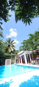 green oasis hotel