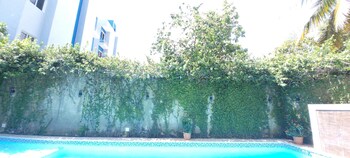 green oasis hotel