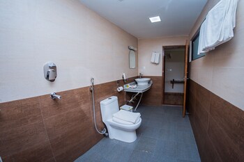 hotel fewa camp