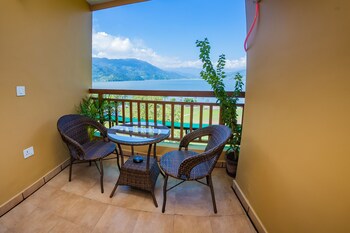hotel fewa camp