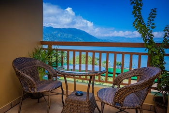 hotel fewa camp