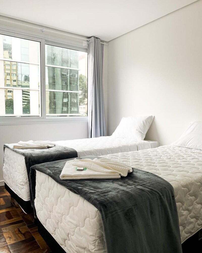 hotel lara 10 curitiba