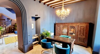 boutique suites