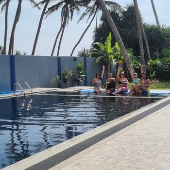 dhammika beach palace