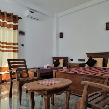 dhammika beach palace