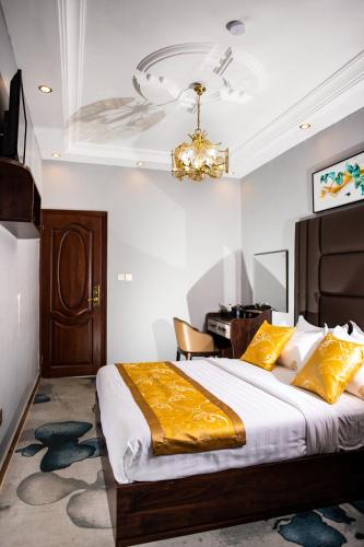 the dreams hotel